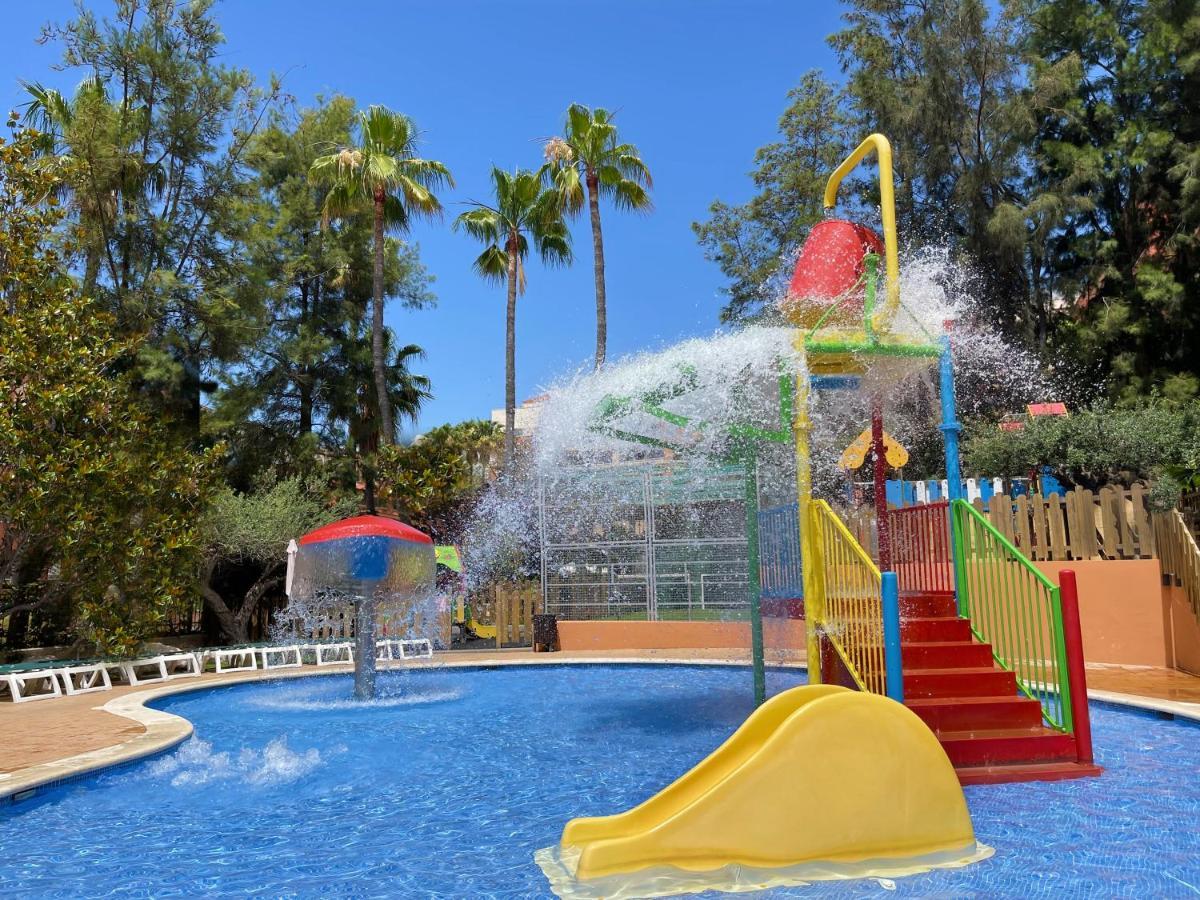 Aparthotel Sunclub سالو المظهر الخارجي الصورة